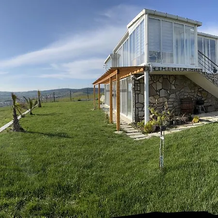 Villa 1-bahçeli Ve Manzaralı - *